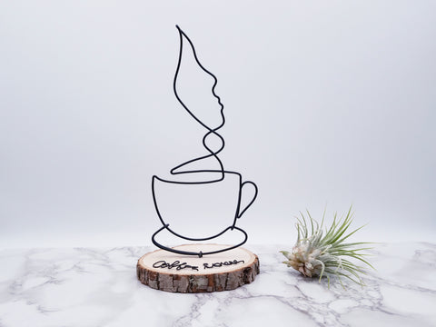 Wire sculpture of coffee or tea cup