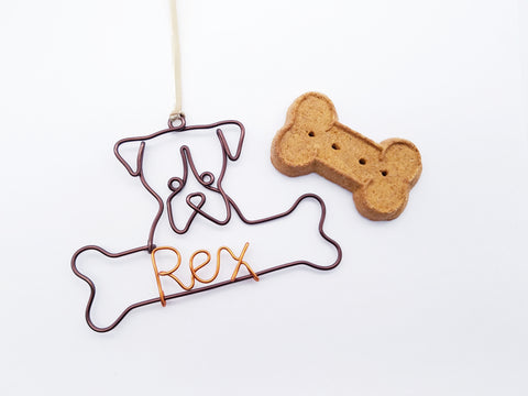 Wire boxer ornament / name sign with bone